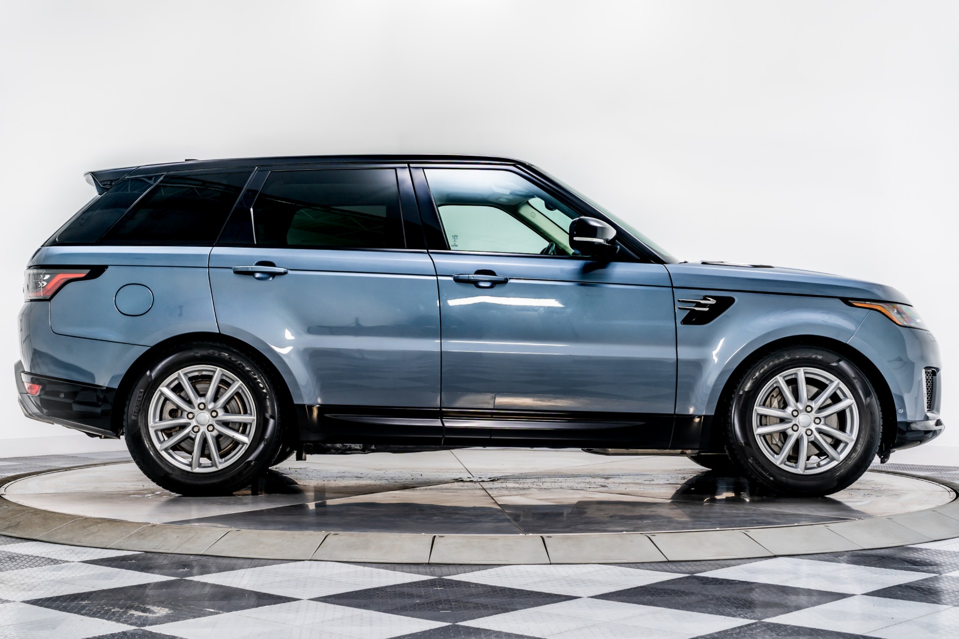 Byron blue range rover sport discount