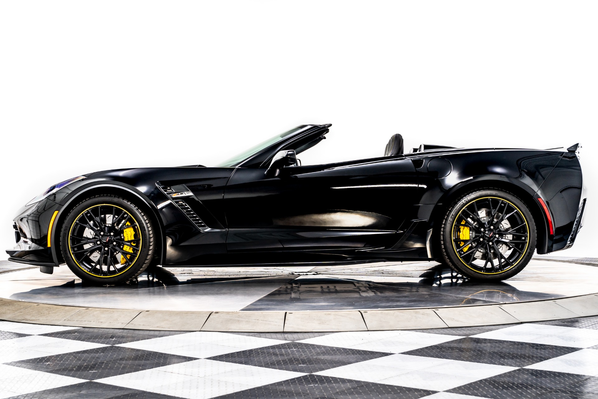 Black 2018 Chevrolet Corvette Z06 3LZ Convertible For Sale - Stock