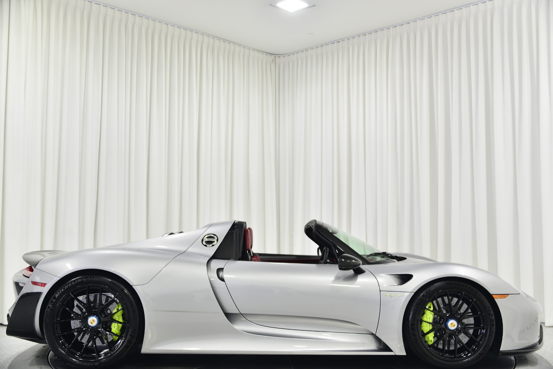 Used 2015 Porsche 918 Spyder Weissach Package For Sale (Sold) | Marshall  Goldman Cleveland Stock #B22405