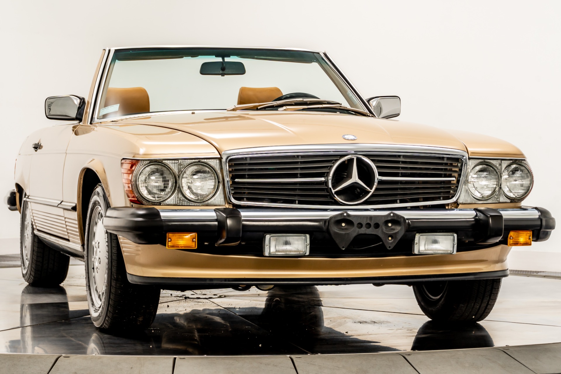 専用 毛辺 メル1988様 Champagne Metallic 1988 Mercedes-Benz 560 SL For Sale - Stock