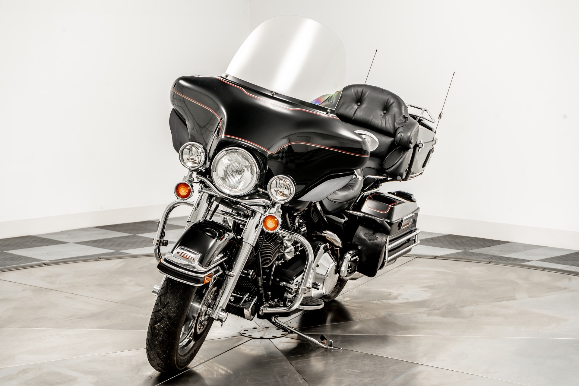 Used 2002 Harley Davidson Electra Glide Ultra Classic For Sale Sold Marshall Goldman Cleveland Stock W22367