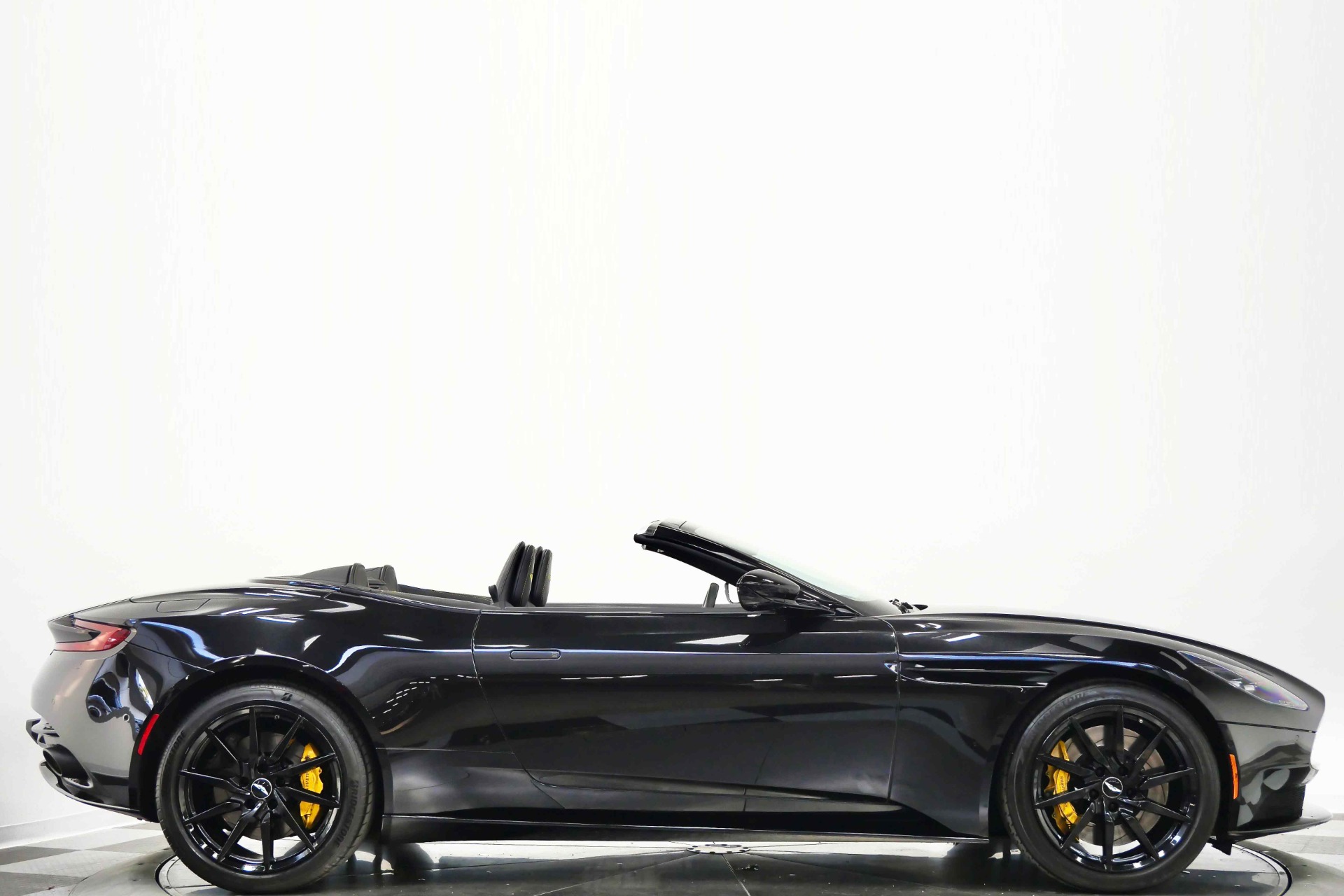 Onyx Black 2020 Aston Martin DB11 Volante -Gloss Black Trim