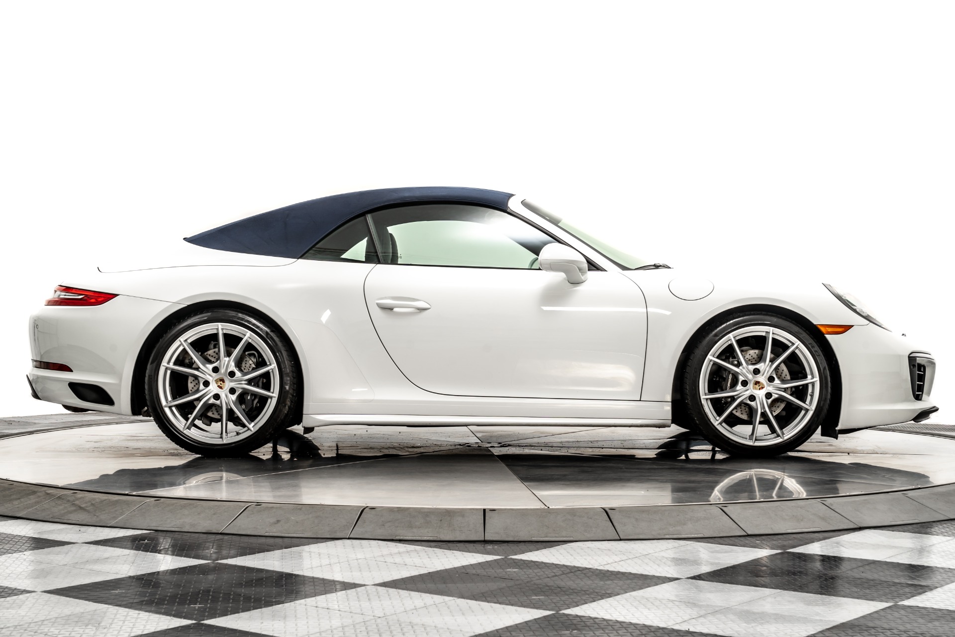 Used 2017 Porsche 911 Carrera 4 Cabriolet For Sale (Sold) | Marshall Goldman Cleveland Stock #W22644 Used 2017 Porsche 911 Carrera 4 Cabriolet For Sale (Sold) | Marshall Goldman Cleveland Stock #W22644