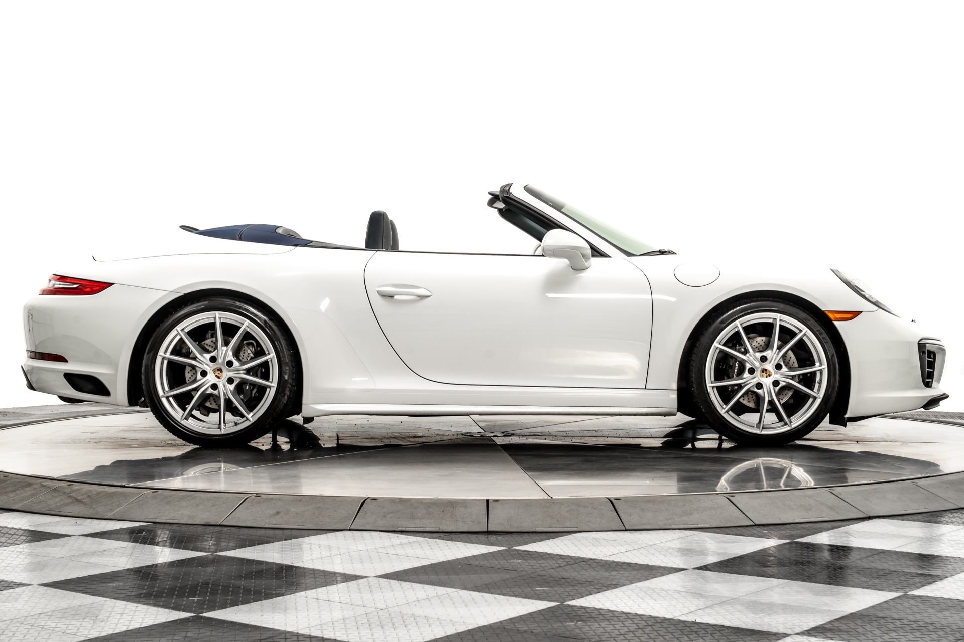 Used 2017 Porsche 911 Carrera 4 Cabriolet For Sale (Sold) | Marshall Goldman Cleveland Stock #W22644 Used 2017 Porsche 911 Carrera 4 Cabriolet For Sale (Sold) | Marshall Goldman Cleveland Stock #W22644