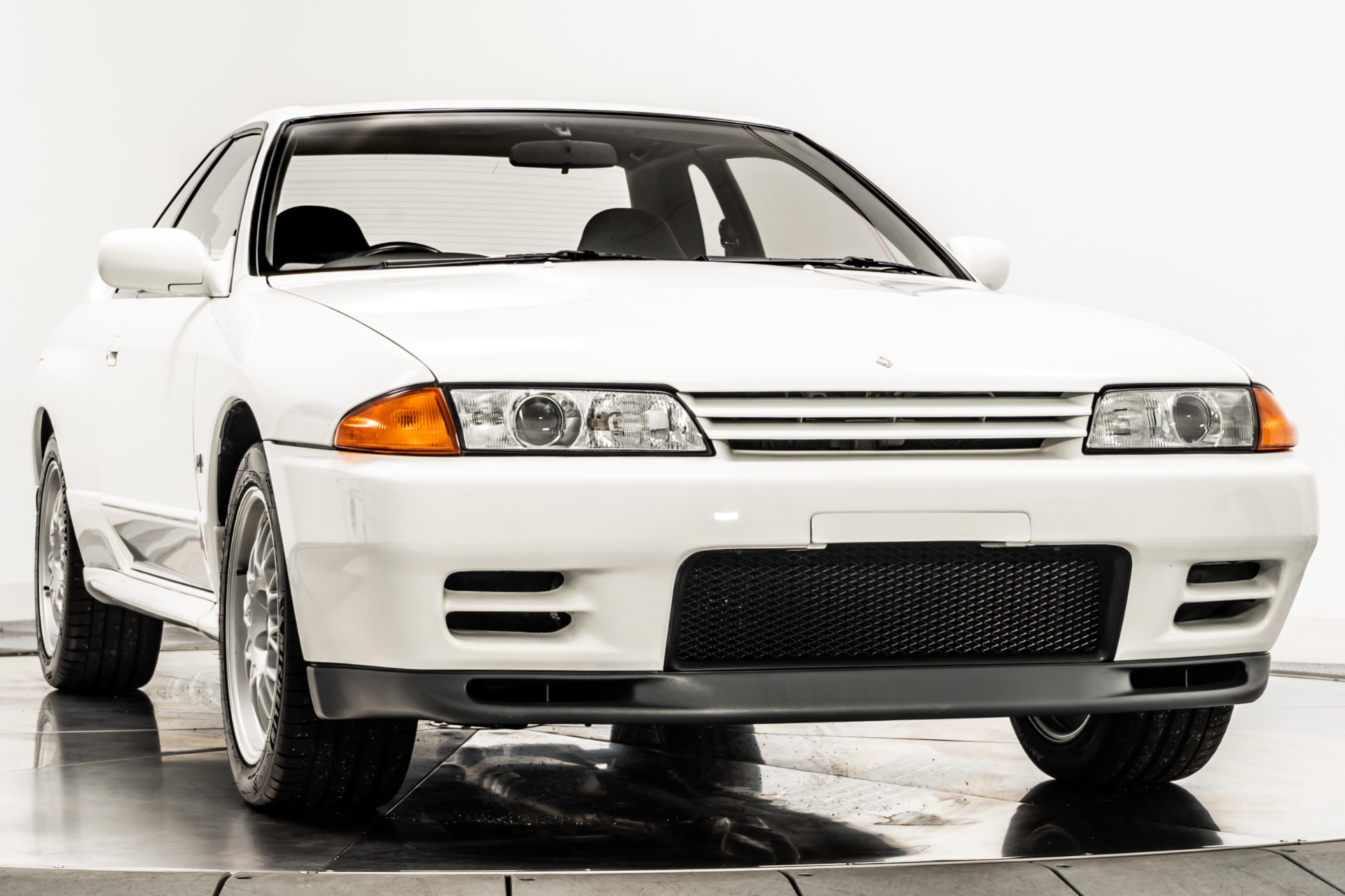 Used 1994 Nissan Skyline Gt R V Spec Ii For Sale 198 900 Marshall Goldman Cleveland Stock Wgojira