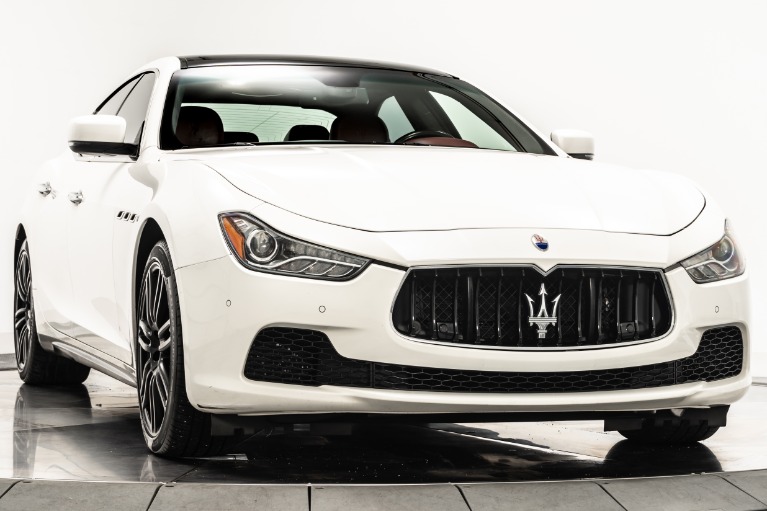 Bianco Alpi 2015 Maserati Ghibli S Q4 For Sale - Stock Number