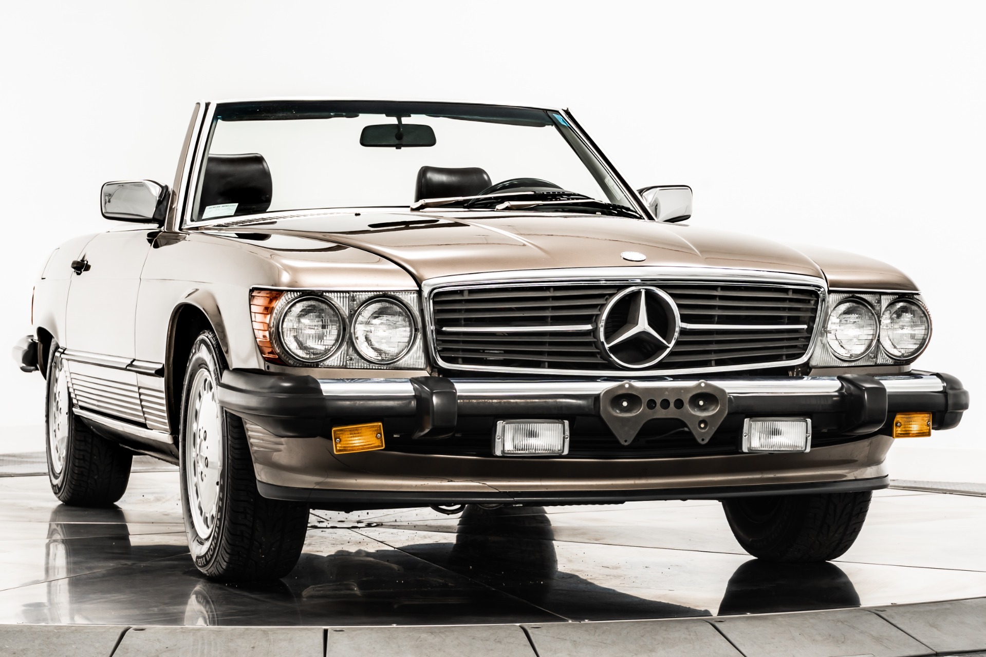 Desert Taupe 1989 Mercedes-Benz 560 SL For Sale - Stock Number