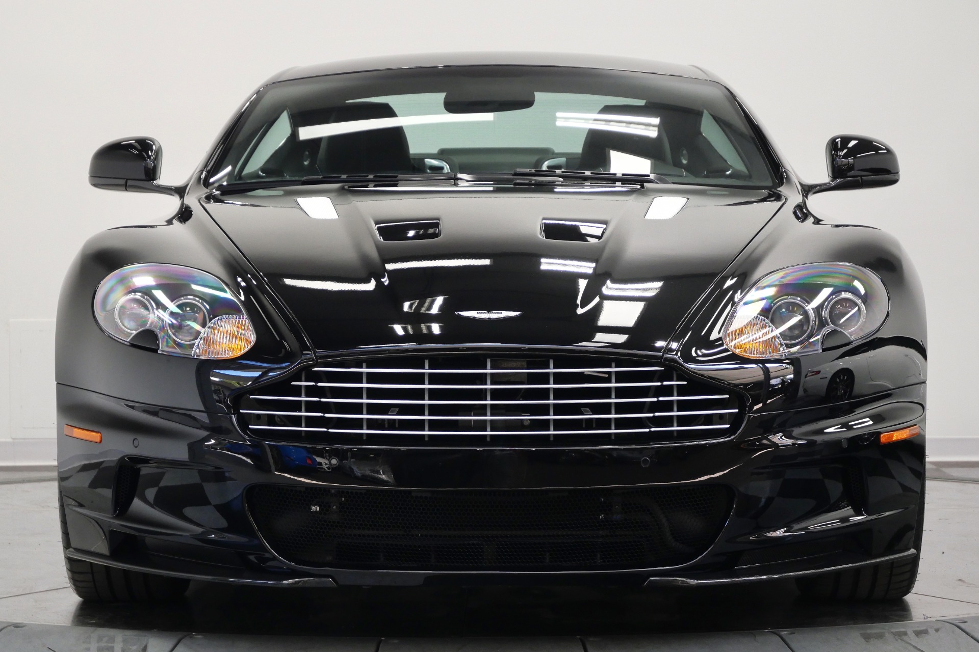 Aston Martin DBS -Carbon Black Edition, Very Low Miles