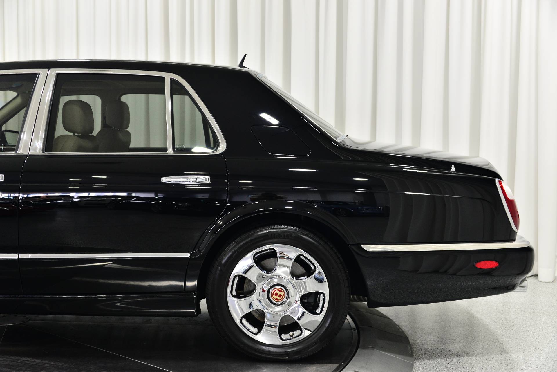 2003_bentley_arnage-r_26E7BEB8