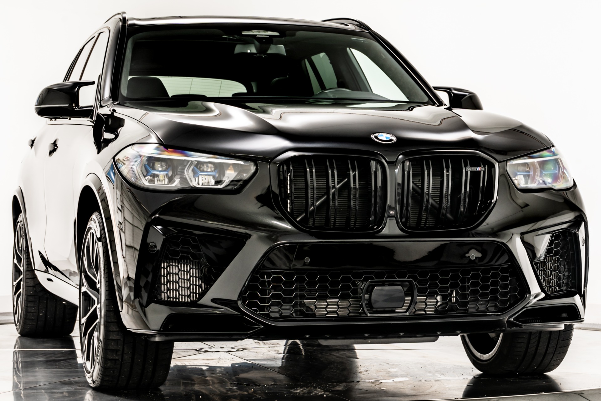 Black Sapphire Metallic 2022 BMW X5M Competition For Sale - Stock