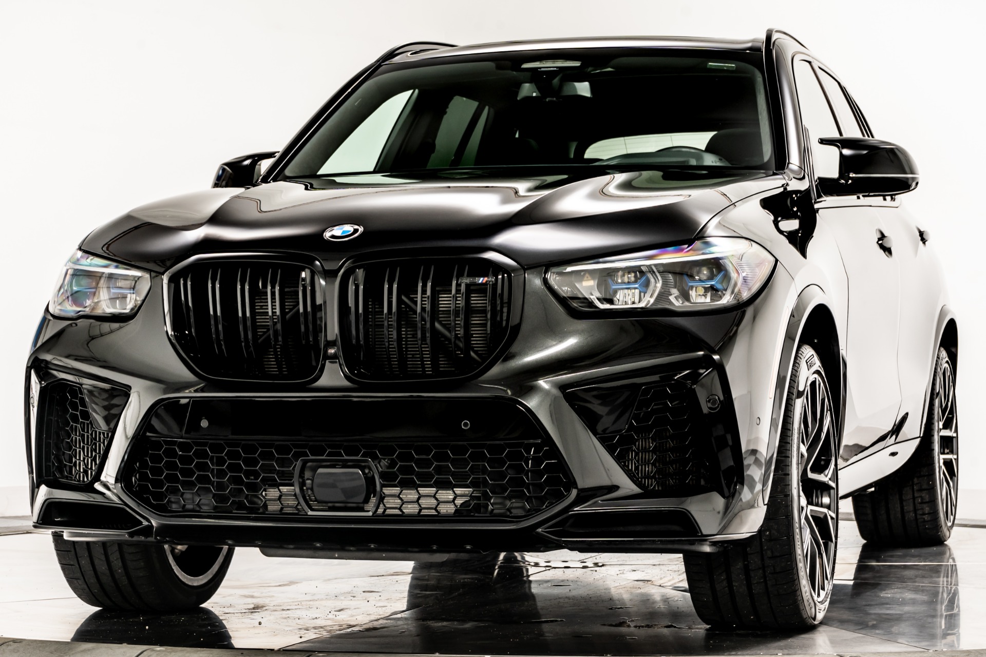 Black Sapphire Metallic 2022 BMW X5M Competition For Sale - Stock