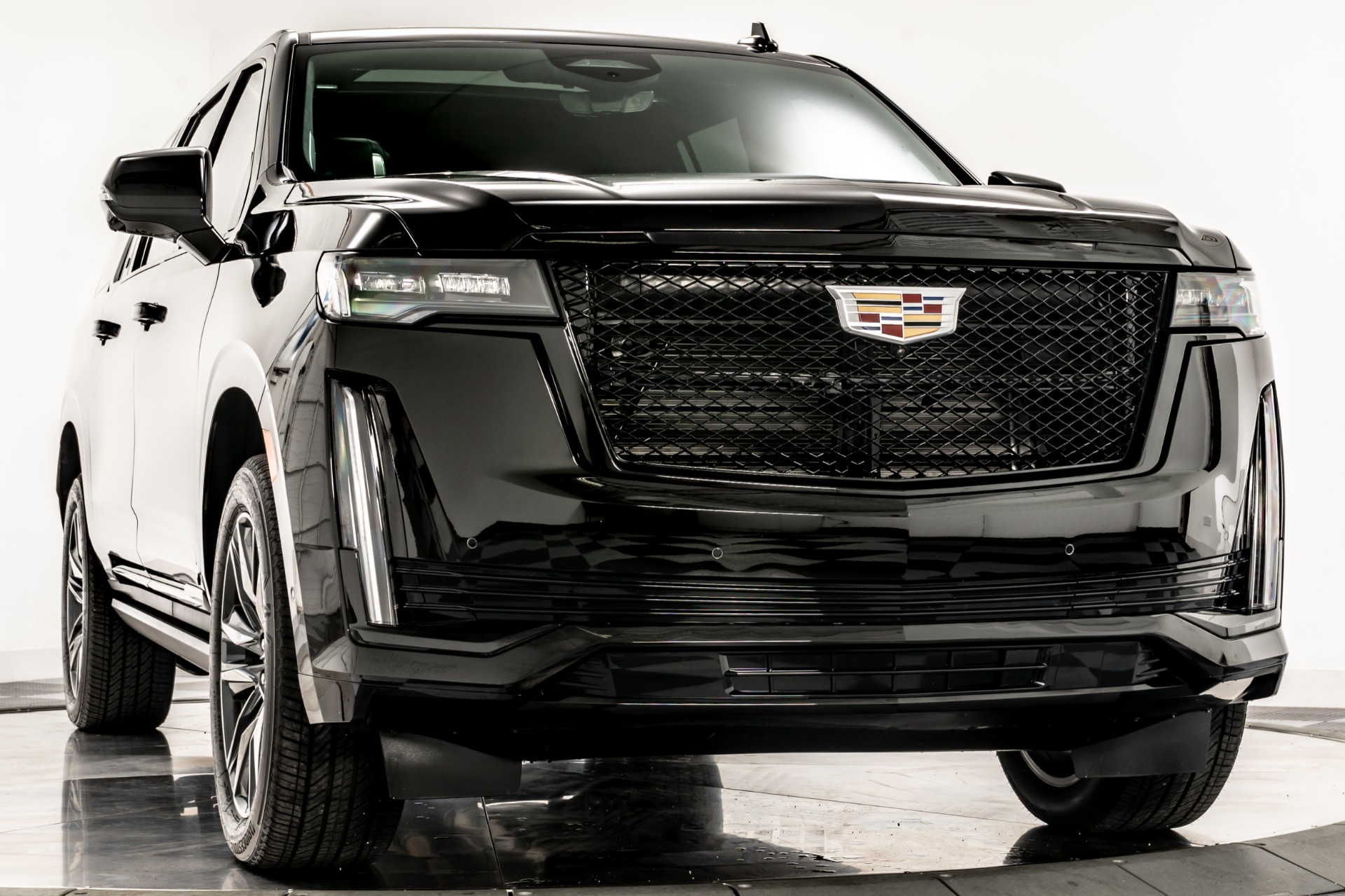 2022 Cadillac Escalade Esv Platinum