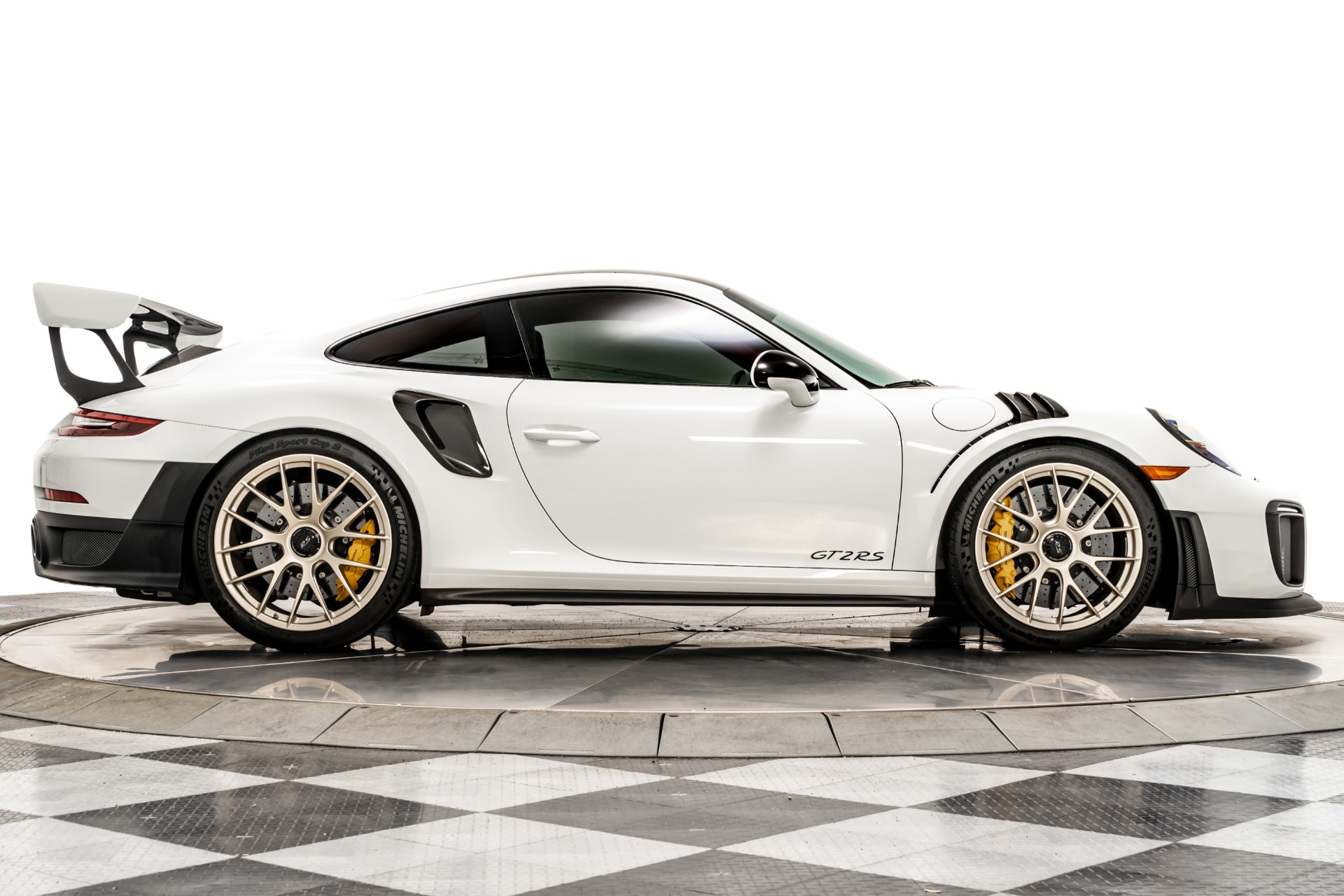 新品未開封 ポルシェ 911 (911-2) GT2 RS Weissach Package 2018