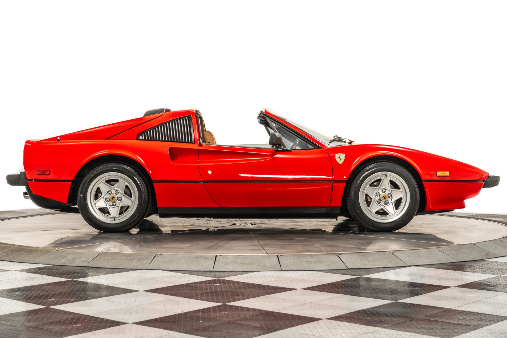 【2024】お歳暮・冬ギフト Ferrari 1985 Used 308 (Sold Sale For Quattrovalvole GTS コスプレ衣装