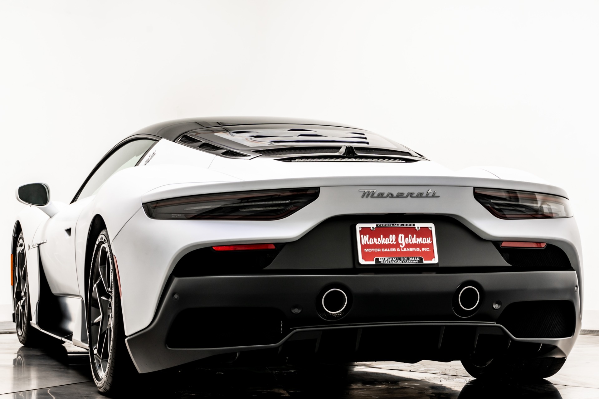 Bianco Audace Matte 2022 Maserati MC20 For Sale - Stock Number