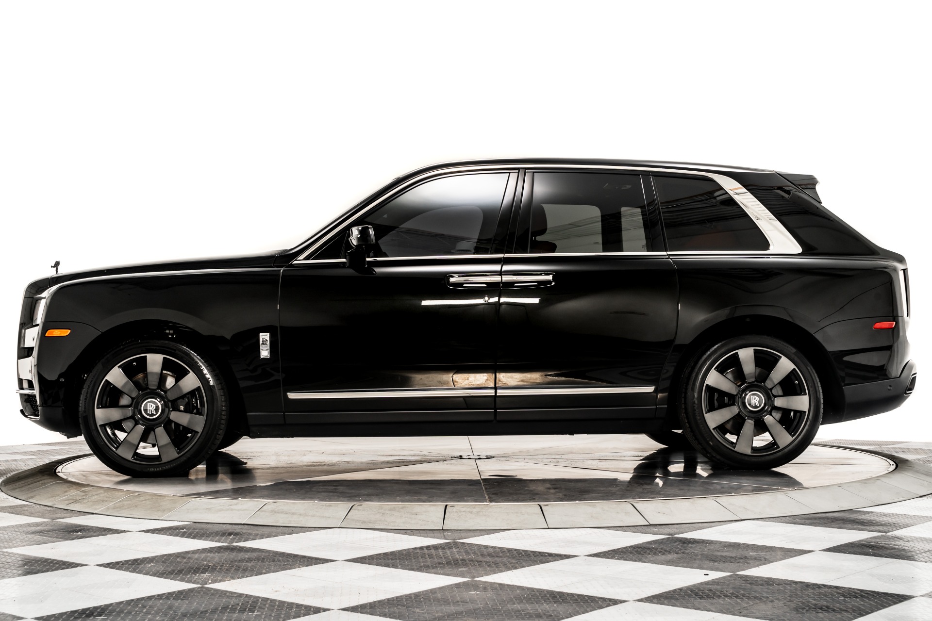 Rolls-Royce Cullinan -Two Tone Interior, Driver Assistance Systems