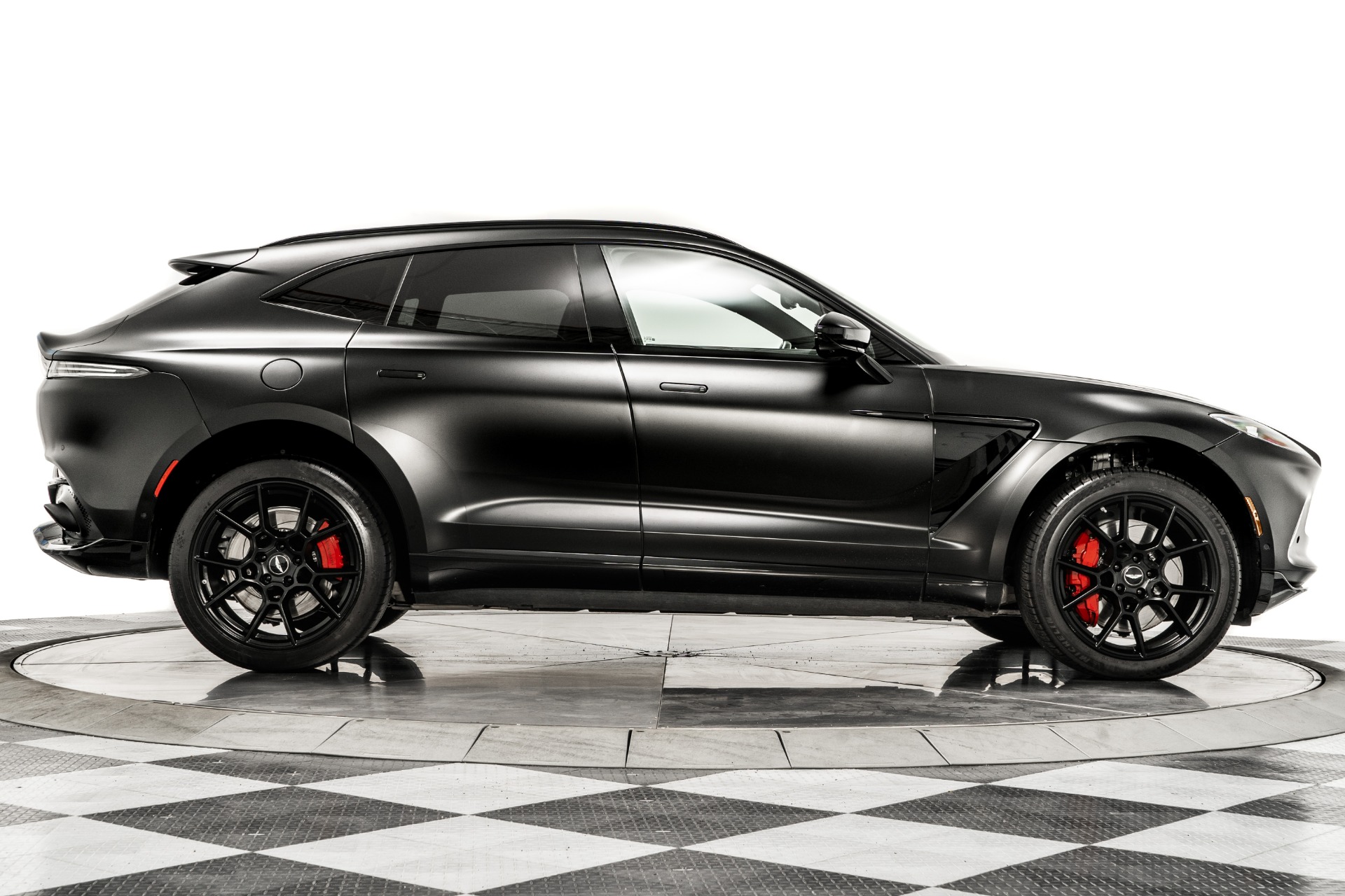 Aston Martin DBX セーフティカー 2021 Pre-Owned 2021 Aston Martin DBX For Sale (Special Pricing