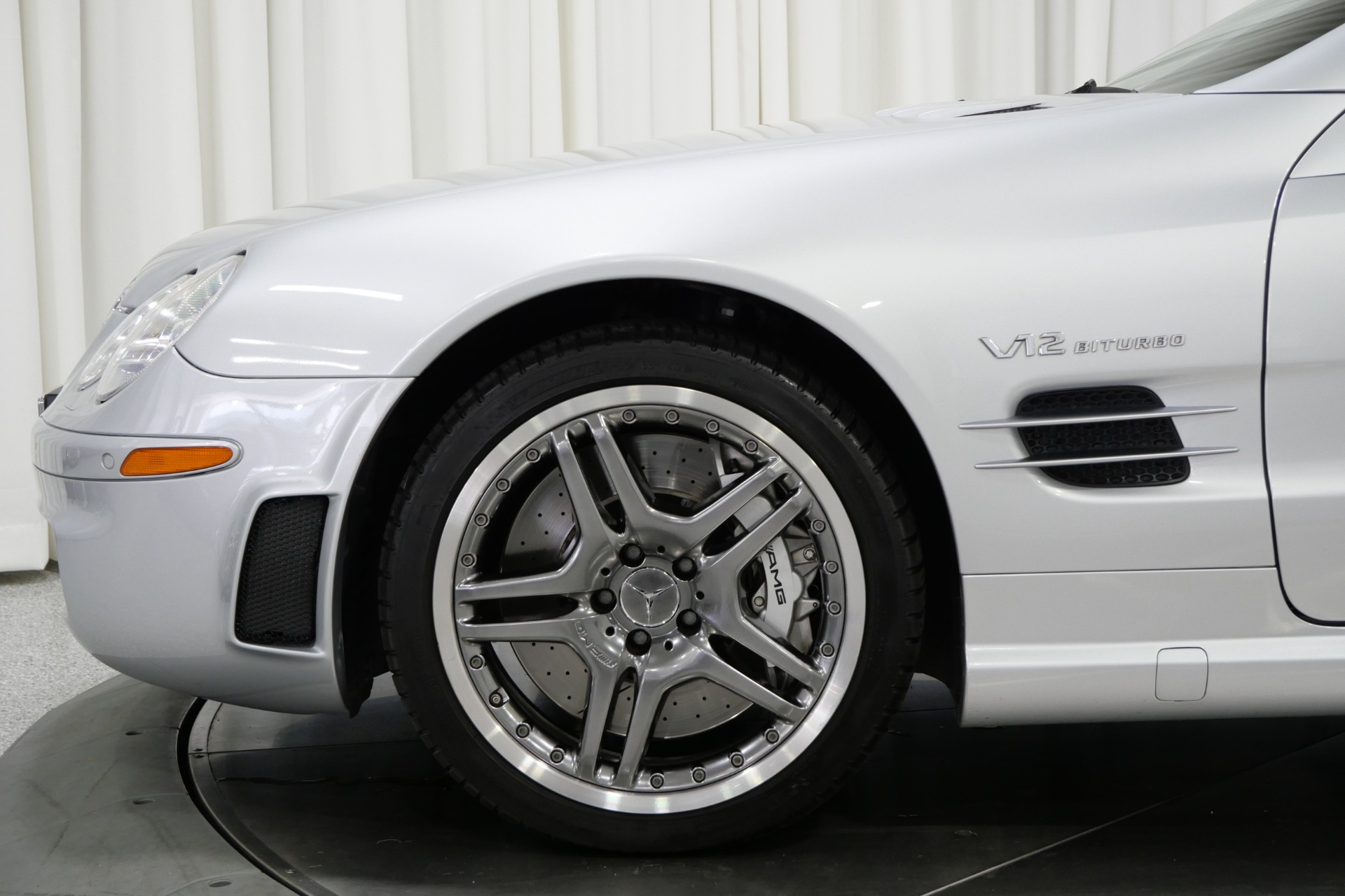 SL6565 ベンツ Used 2006 Mercedes-Benz SL65 AMG in Iridium Silver Metallic