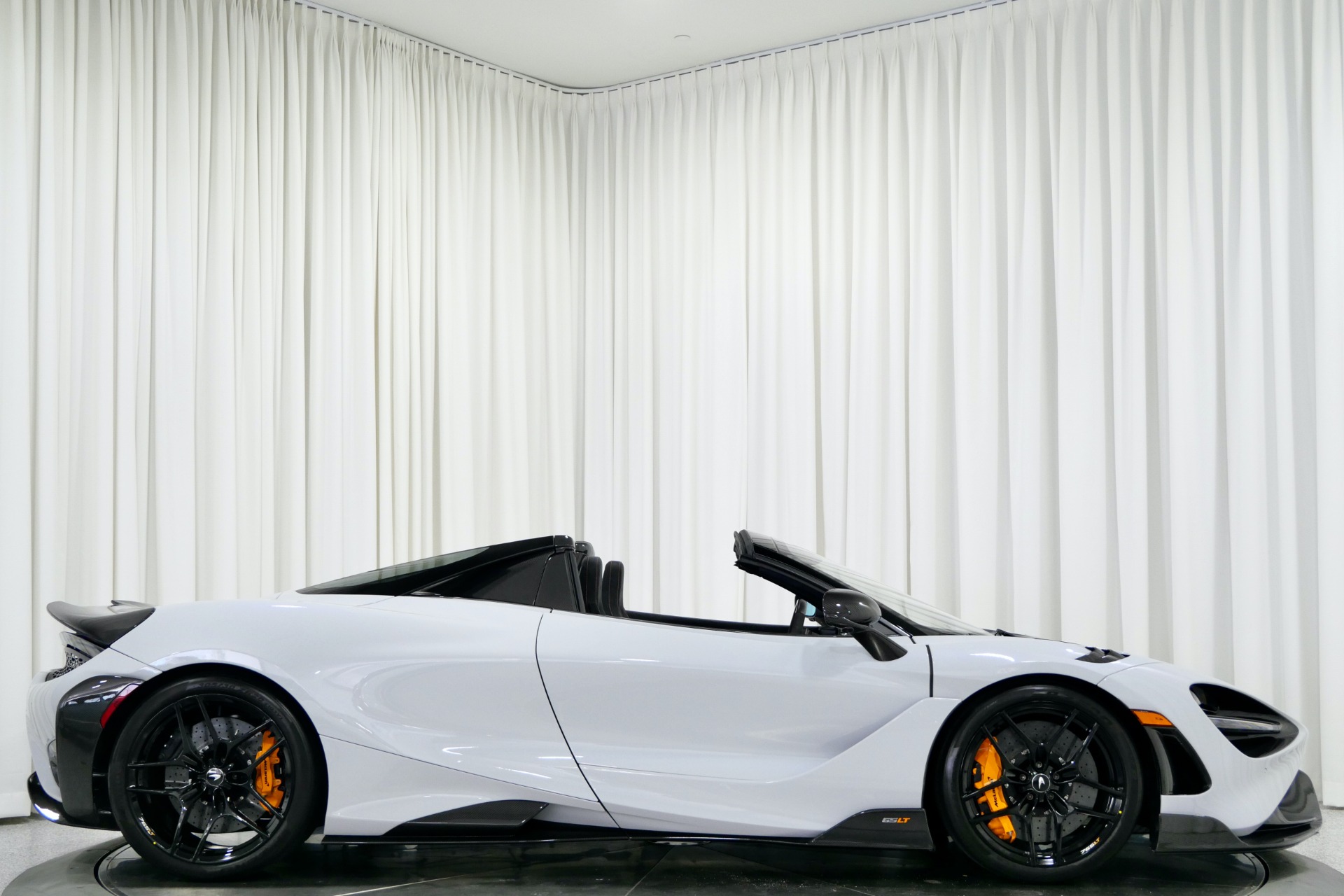 【大幅値下げ】BOSS McLaren Sport ブラックスニーカー 26cm 大幅値下げ】BOSS McLaren Sport ブラックスニーカー 26cm