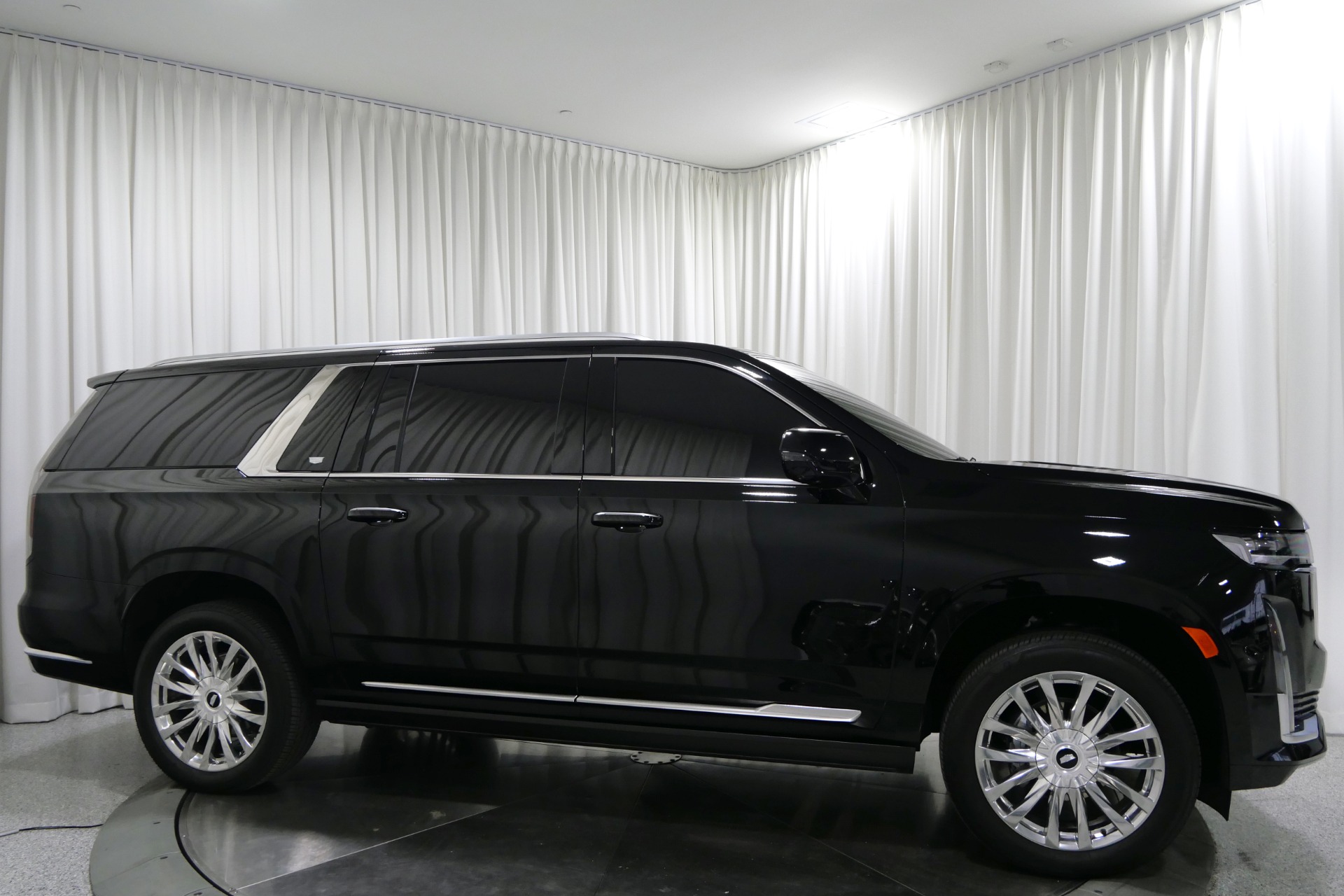 Rocker Panel Kit | CADILLAC ESCALADE ESV 2023 Rocker Panel Kit | CADILLAC ESCALADE ESV 2023