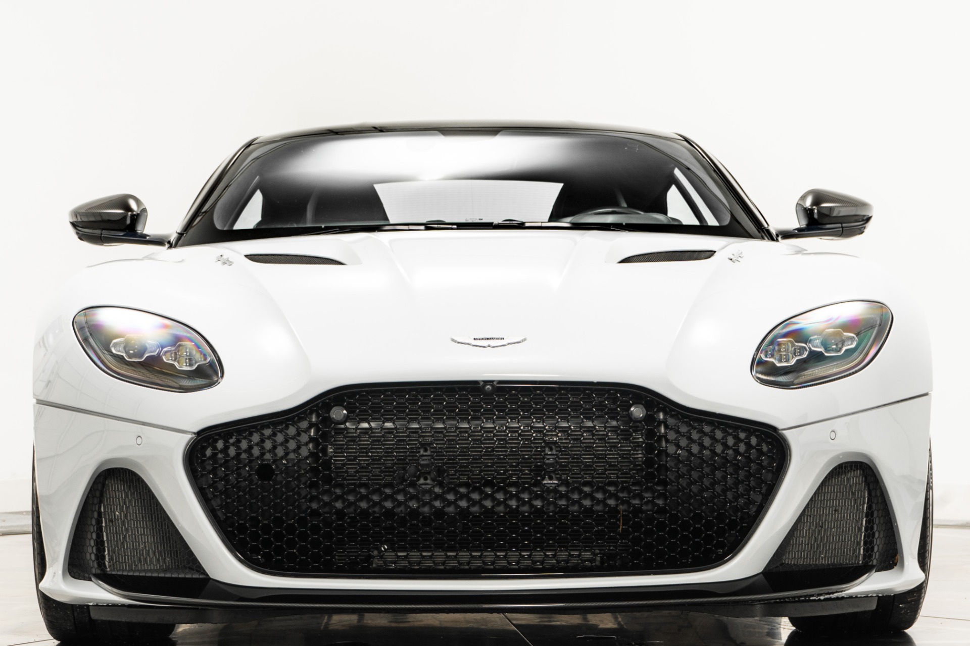Pearl White 2019 Aston Martin DBS Superleggera For Sale - Stock