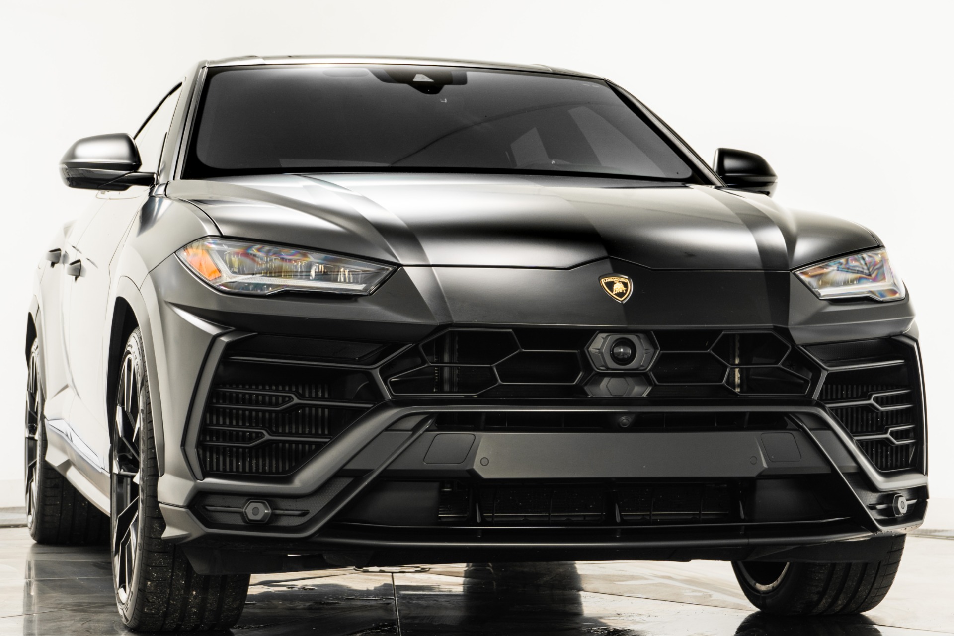 Nero Noctis 2022 Lamborghini Urus For Sale - Stock Number B25463