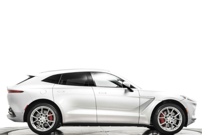 Aston Martin DBX -Inspire Interior, Panoramic Glass Roof
