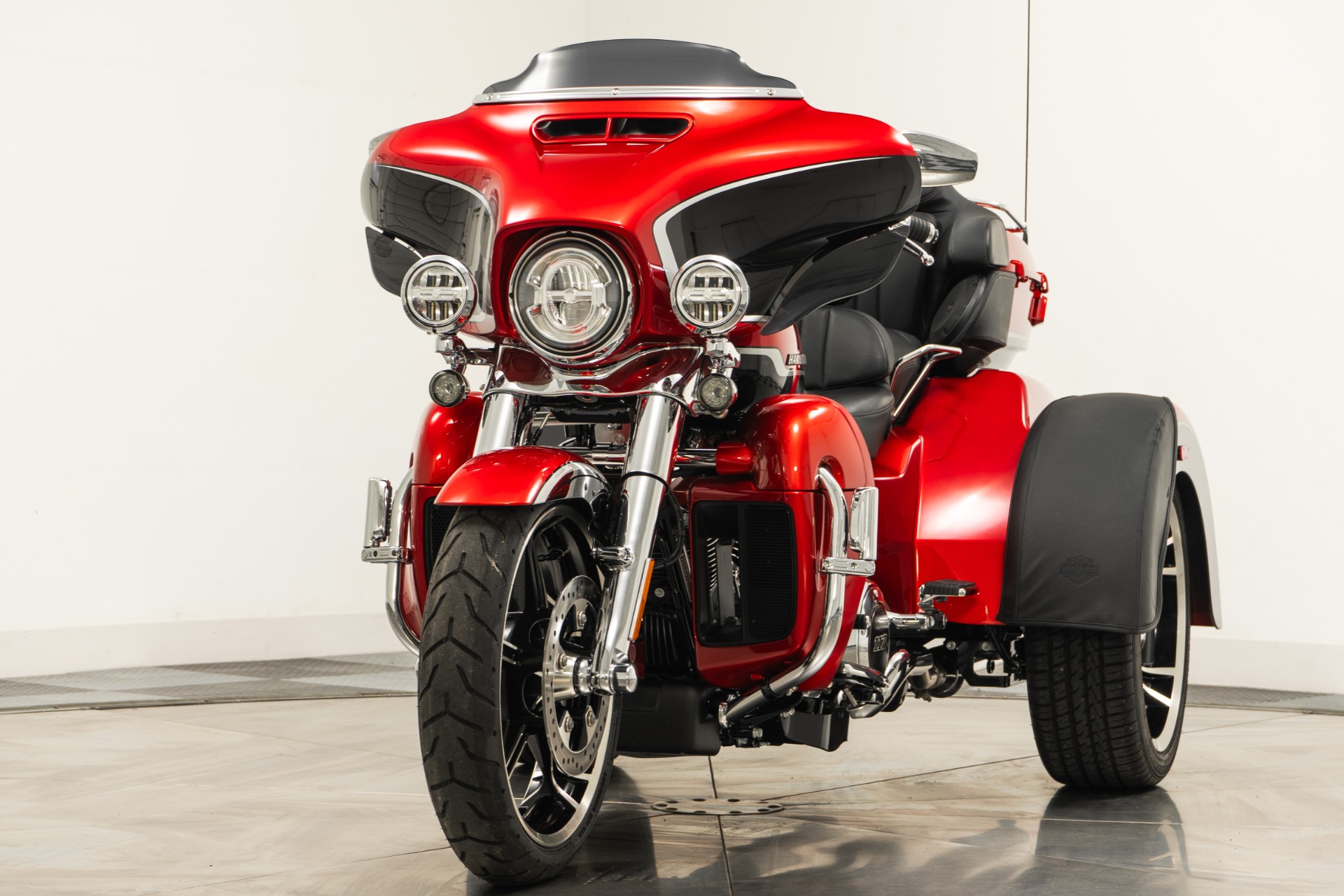 Used 2021 Harley Davidson CVO Tri Glide For Sale 42 900 Marshall Goldman Cleveland Stock WCVOTK