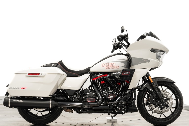 Golden White Pearl 2024 Harley-Davidson CVO Road Glide ST For Sale