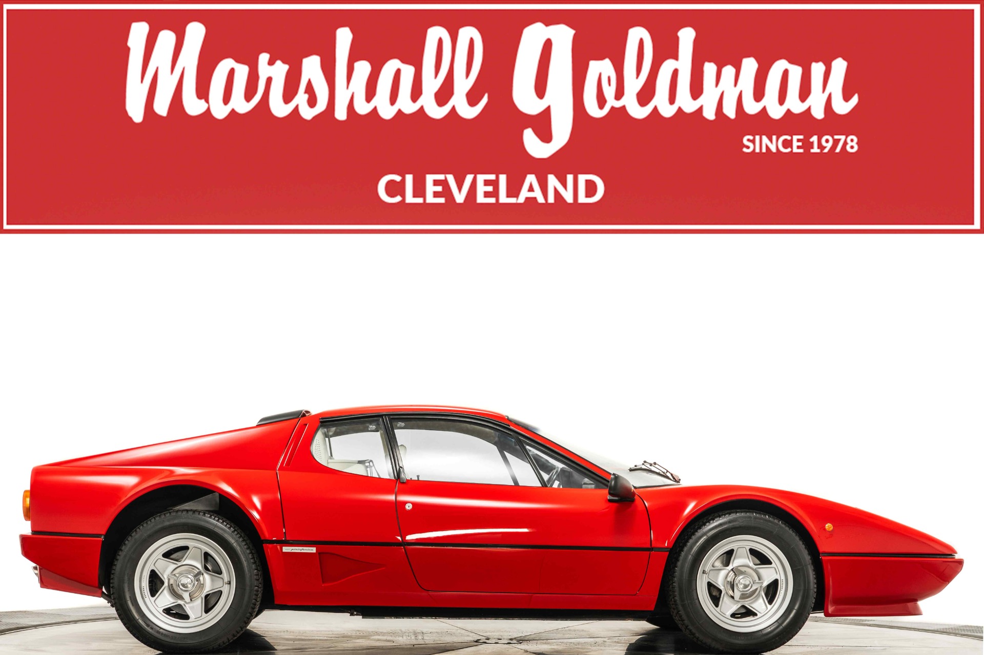 Pivo sevuvchi Valeriya bilan jinsiy aloqa