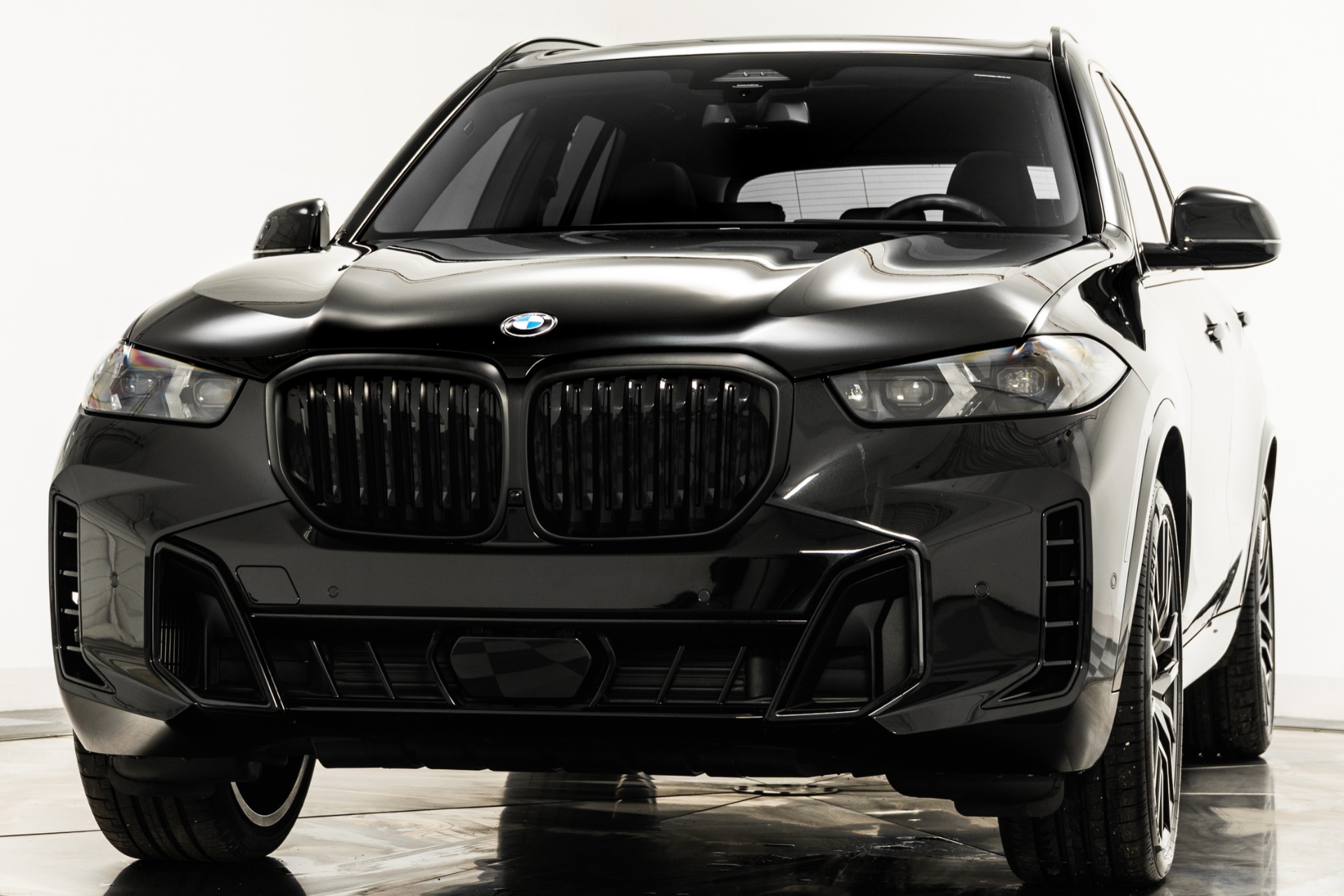 Black Sapphire Metallic 2025 BMW X5 xDrive40i M Sport For Sale