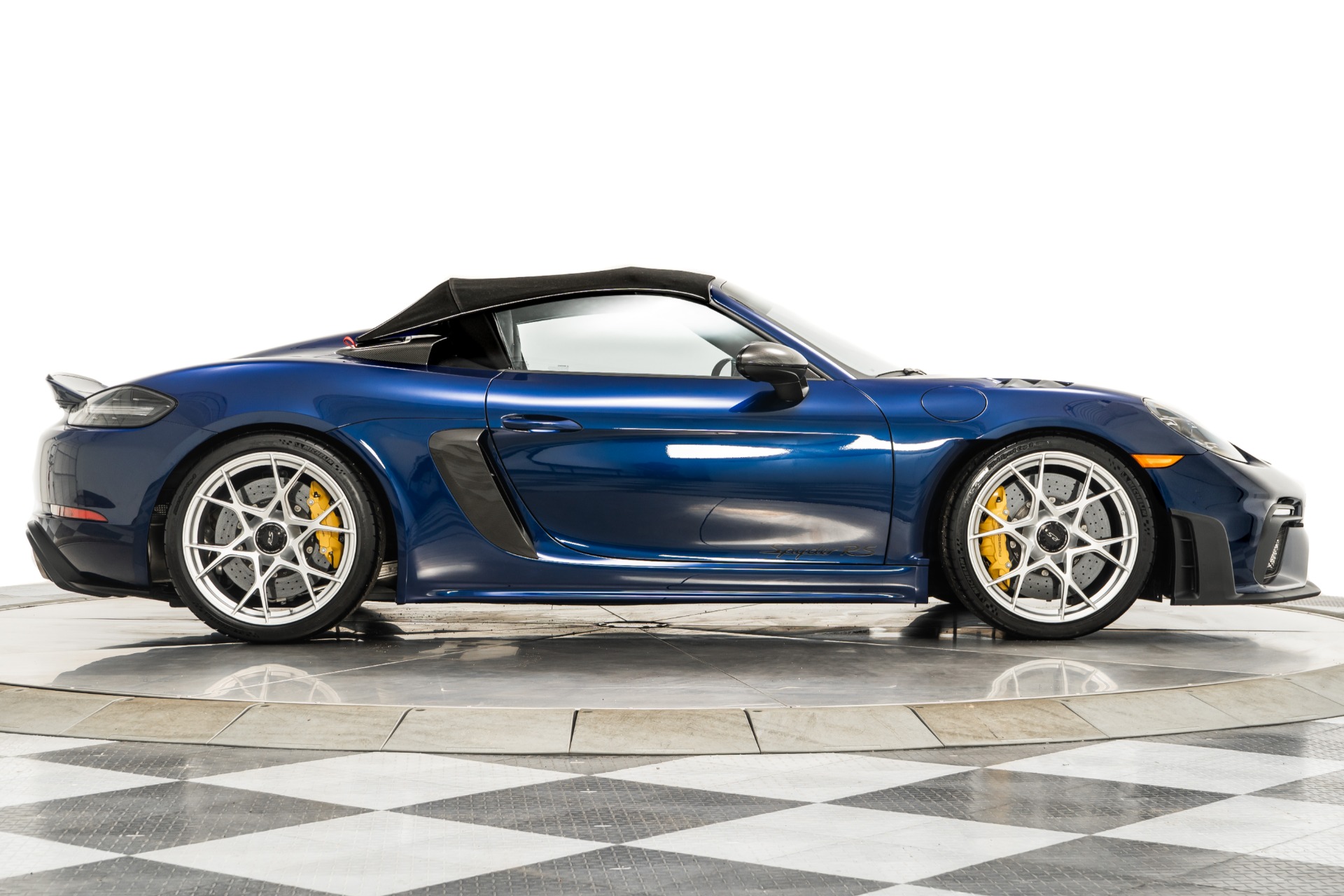 718 sunny  Used 2025 Porsche 718 Spyder RS Weissach For Sale ($238,900