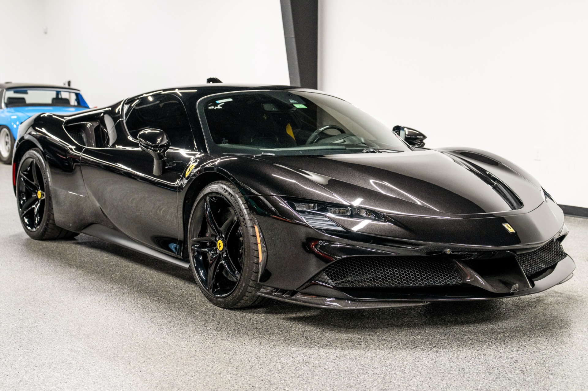 2024 Ferrari SF90 Stradale photo 2