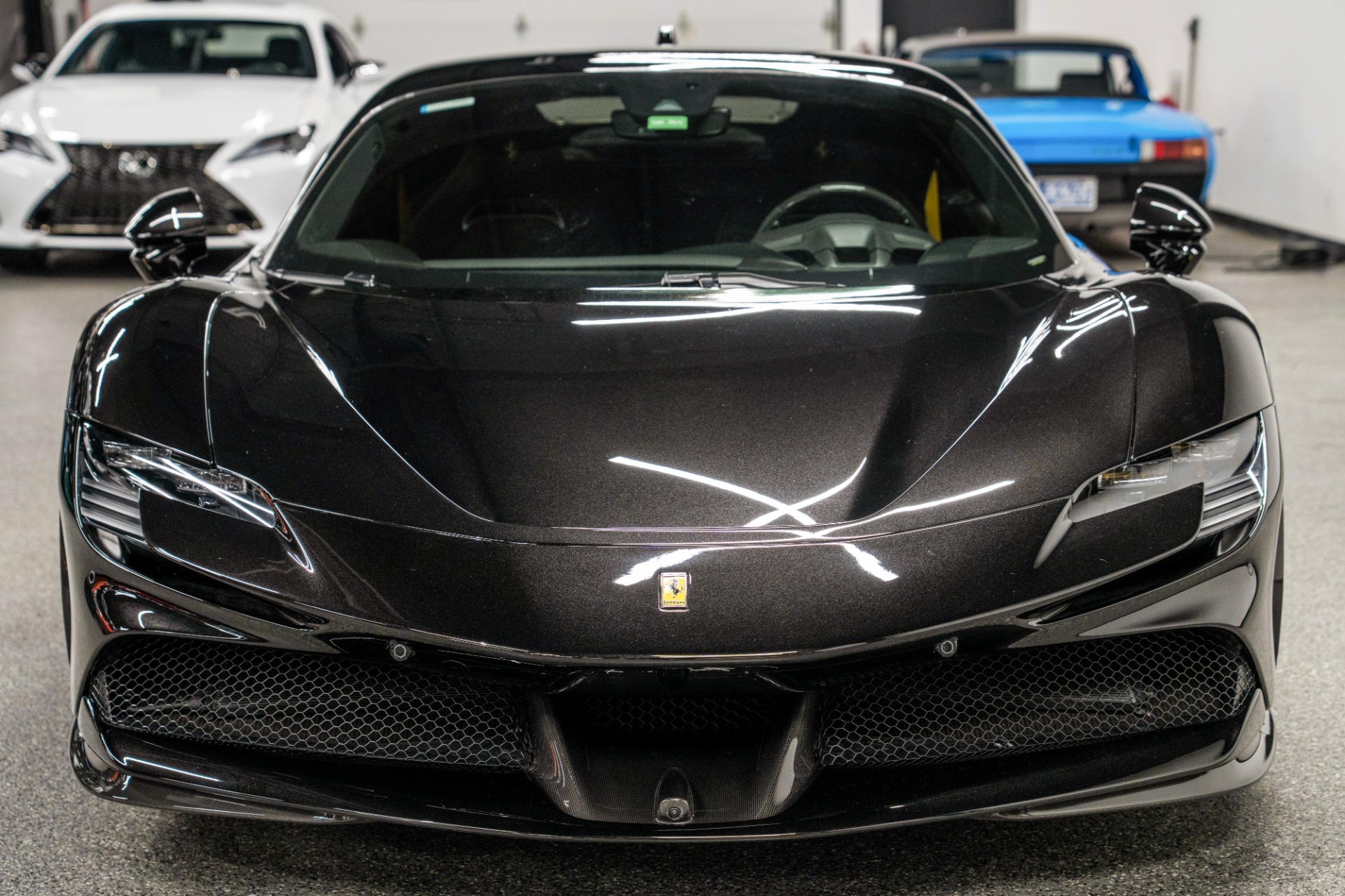 2024 Ferrari SF90 Stradale photo 3