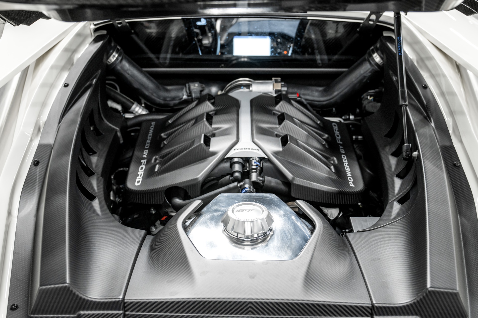 2022 Ford GT Heritage Edition photo 11