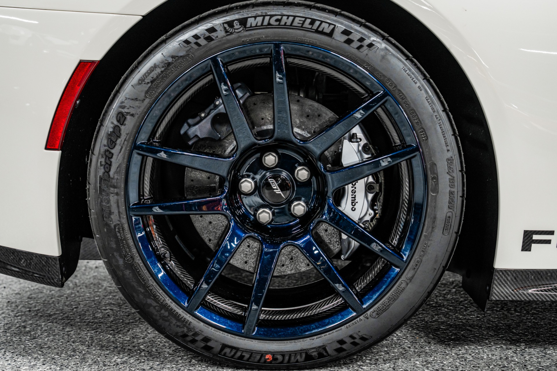 2022 Ford GT Heritage Edition photo 26