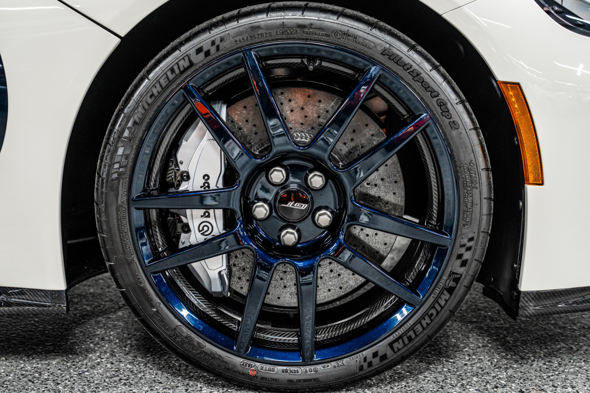 2022 Ford GT Heritage Edition photo 27