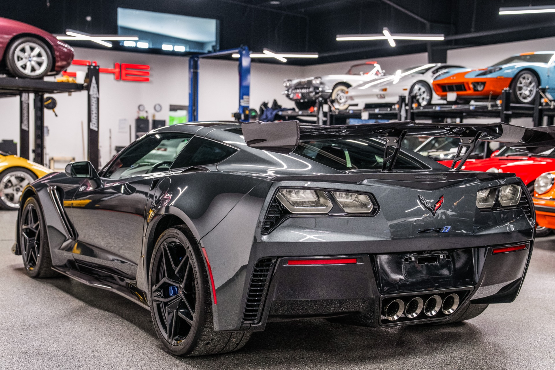 【グレー】レイヤードツインセット <PERFORMANCE> (MENS) Watkins Glen Gray Metallic 2019 Chevrolet Corvette ZR1 -3ZR