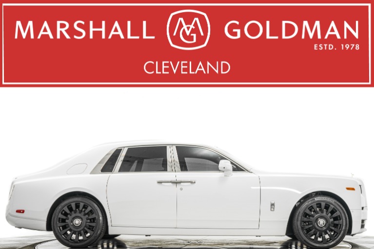 2023 Rolls-Royce Phantom -'s photo