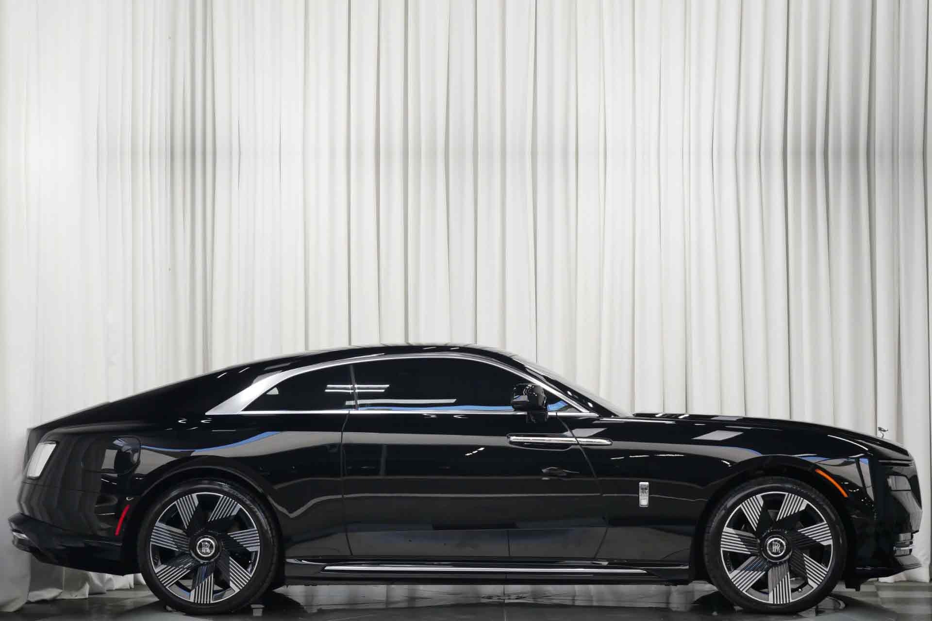 洋楽 COLBERT HAMILTON - LONG BLACK SHINY CAR 2019 Chevrolet Corvette 2LZ Z06 Convertible Auto