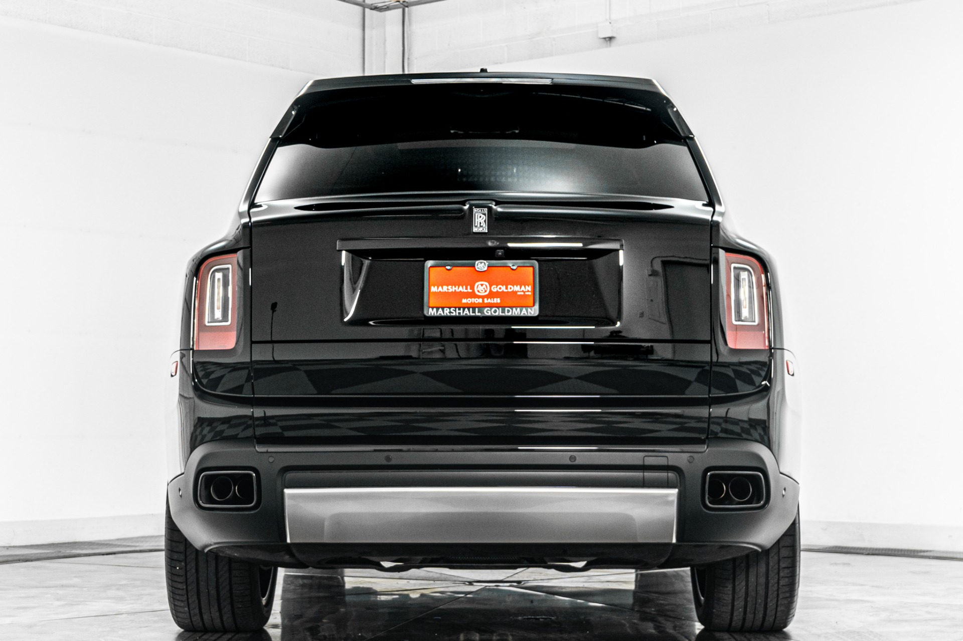 Rolls-Royce Cullinan Black Badge -Rear Seat Entertainment, Bespoke Audio, Panoramic Roof