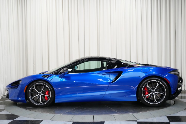 McLaren Artura Spider -Low Miles, Exterior Carbon Fiber Upgrade Pack, Sports Exhaust
