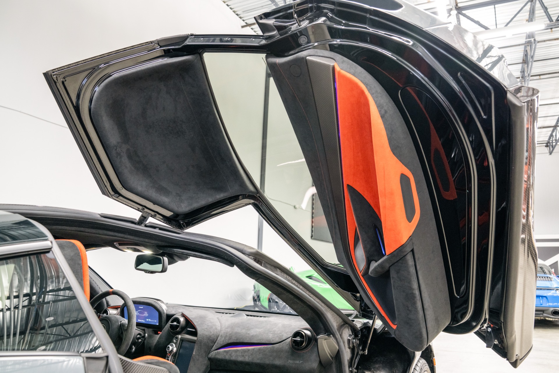 2021 Mclaren 765LT photo 23