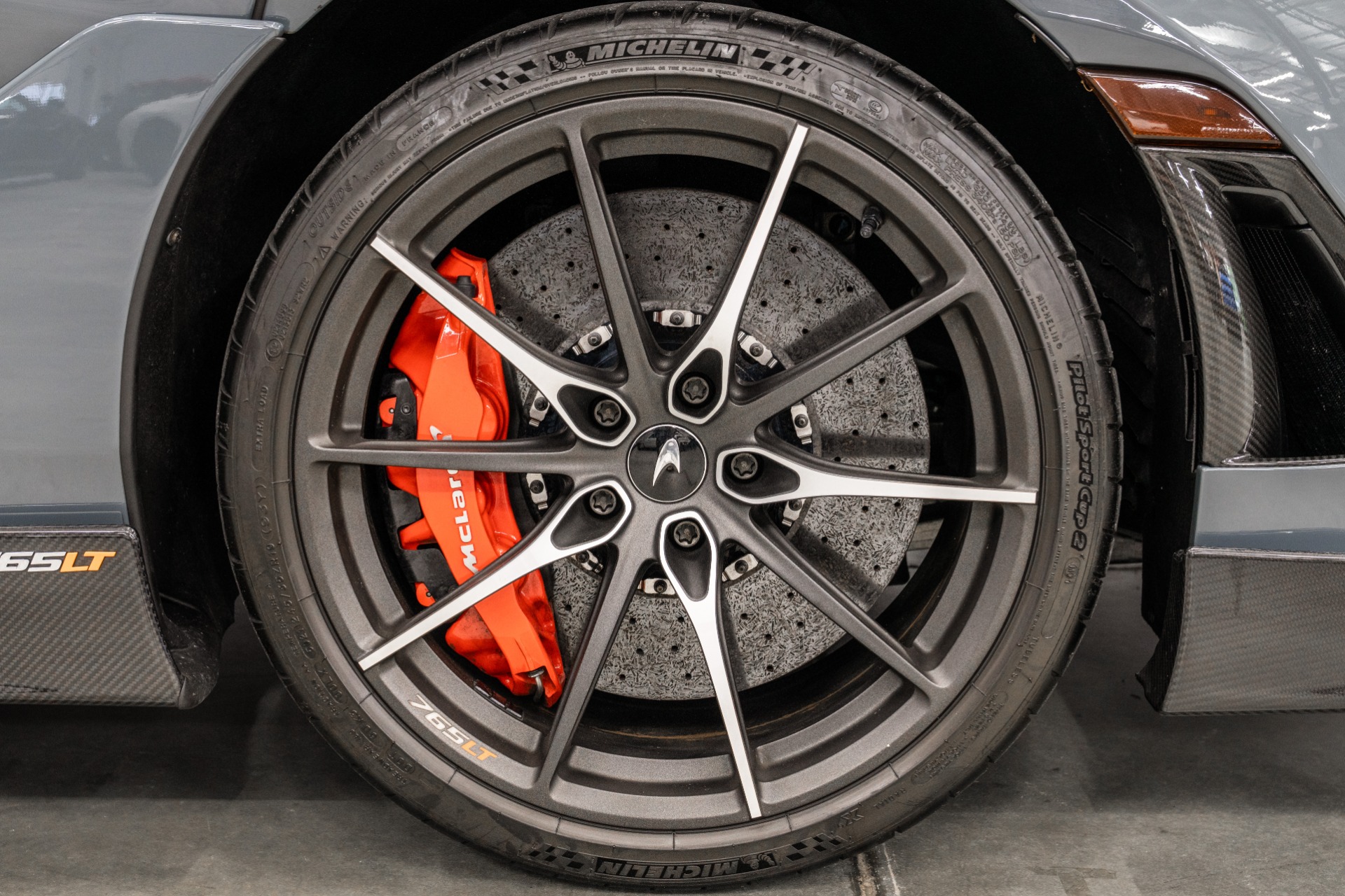 2021 Mclaren 765LT photo 25