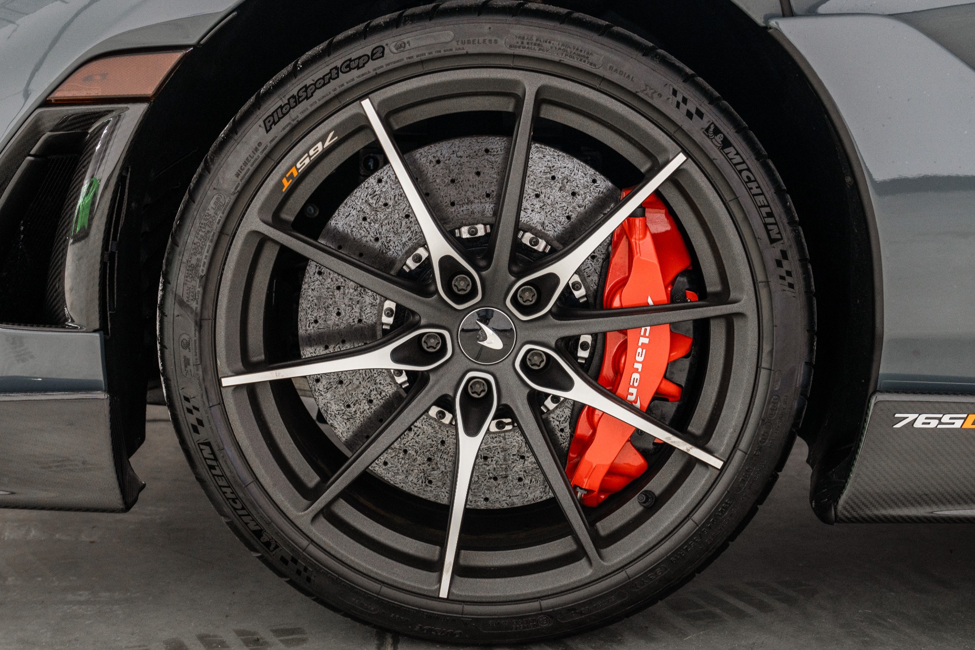 2021 Mclaren 765LT photo 9