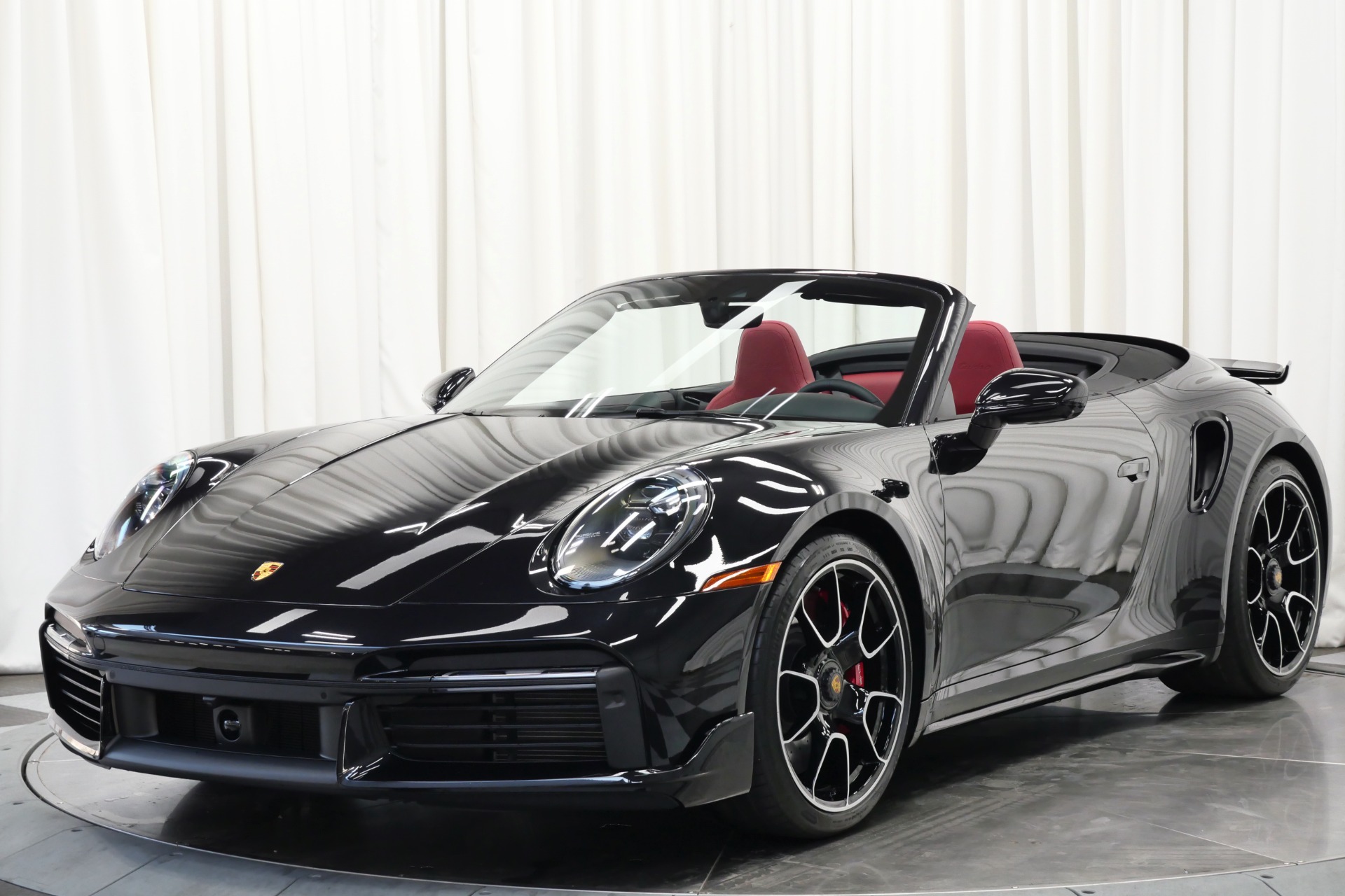 2024 Porsche 911 Turbo Cabriolet photo 4