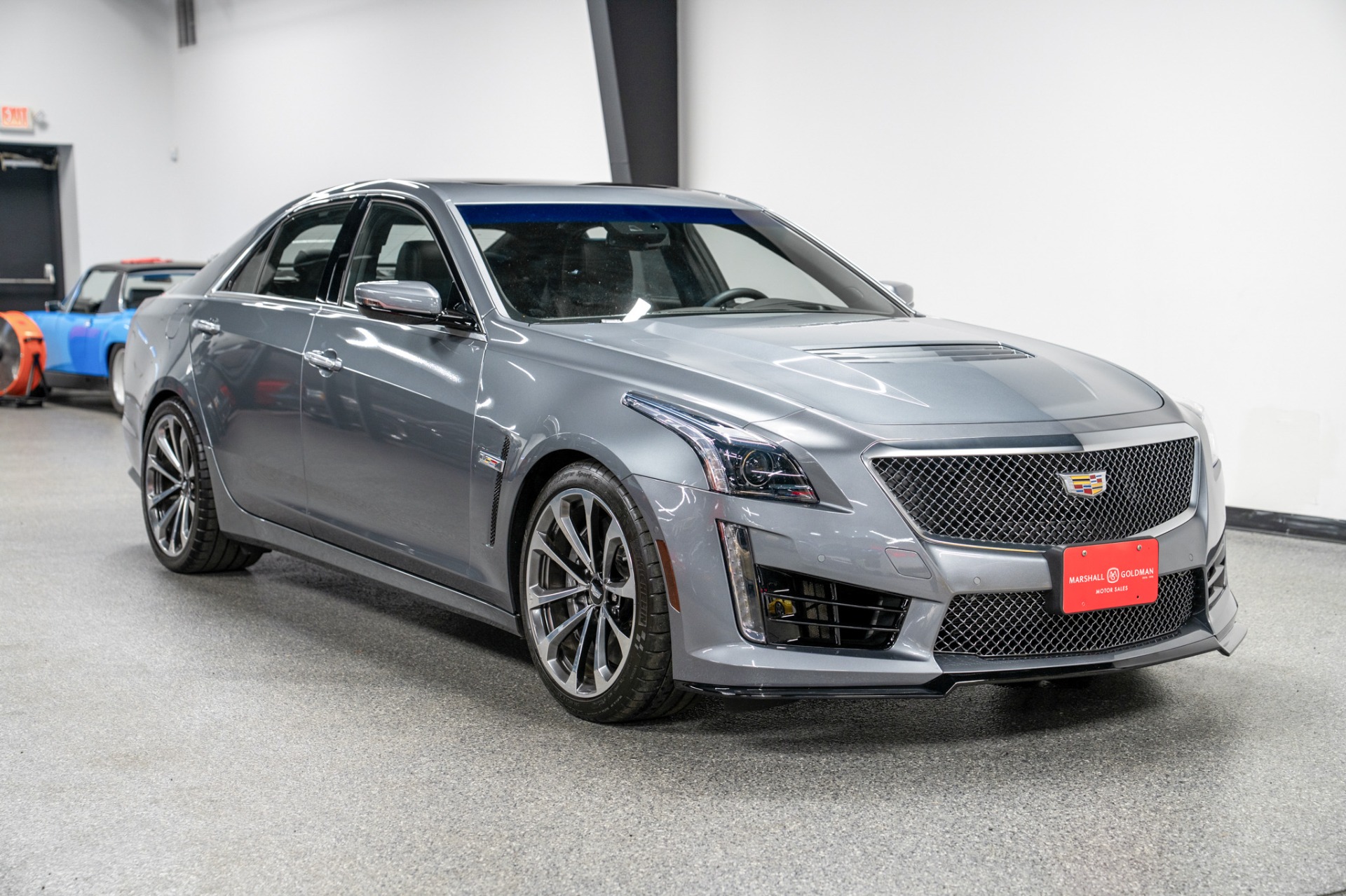 2019 Cadillac CTS V Luxury photo 3