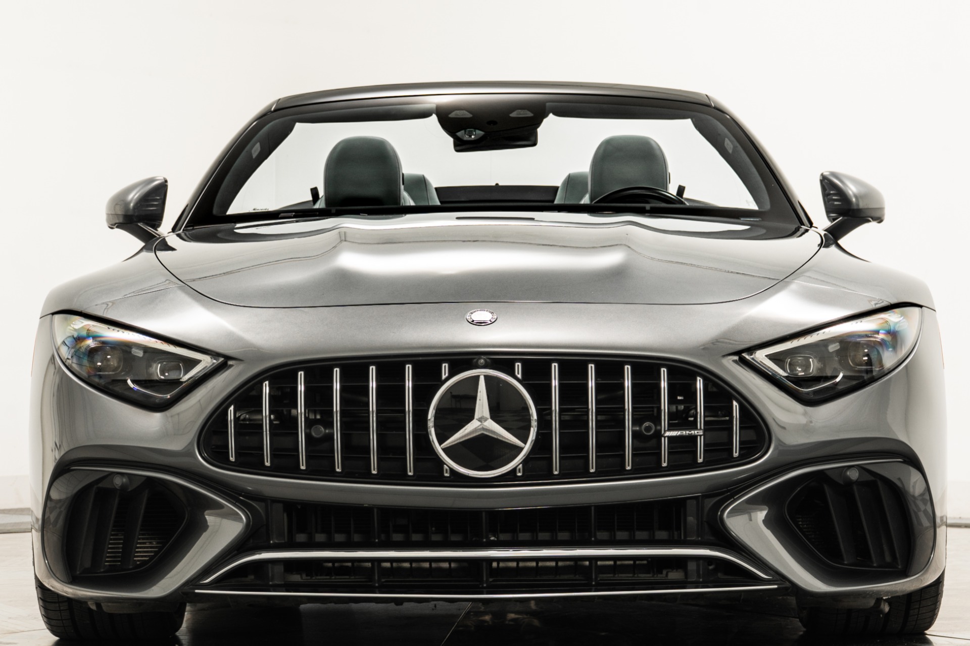Selenite Grey Metallic 2023 Mercedes-Benz SL 63 AMG For Sale 