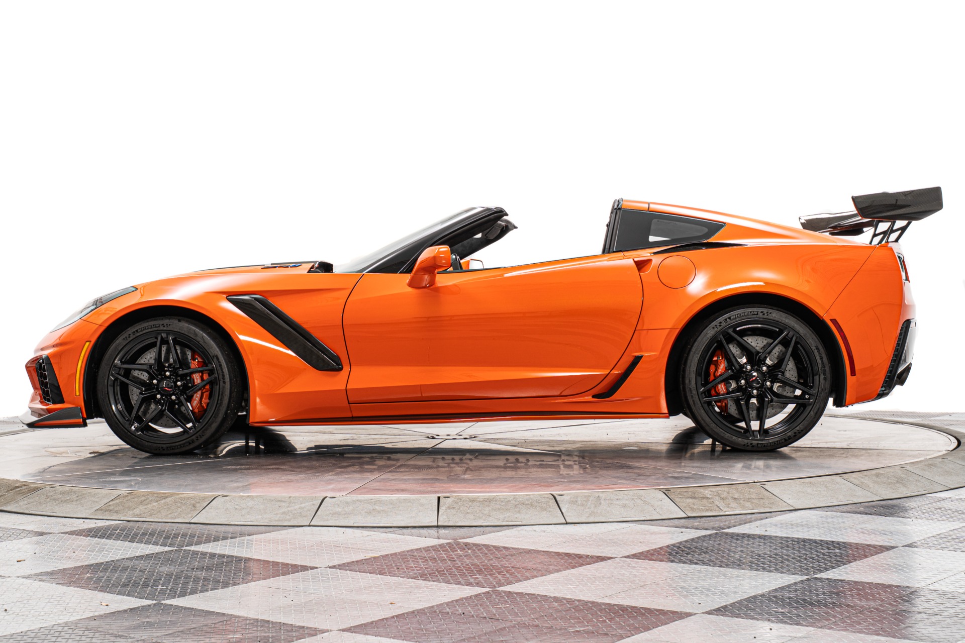 Sebring Orange Tintcoat 2019 Chevrolet Corvette ZR1 3ZR ZTK For