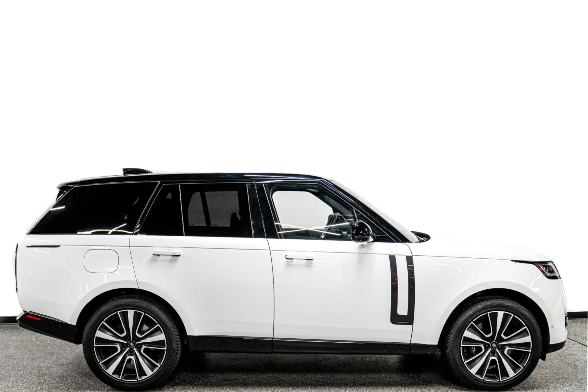 2024 Land Rover Range Rover Autobiography photo 2
